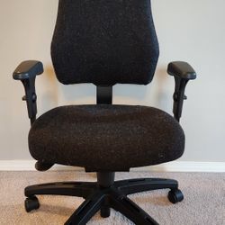 IKEA VERKSAM Office Chair – Excellent Condition