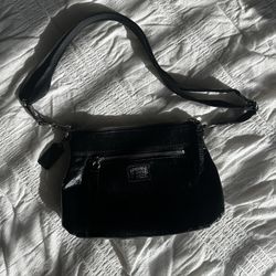 vintage y2k coach black patent leather poppy bag trendy cute womens shoulder bag or crossbody pink interior