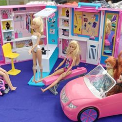 Barbie Play Set House/ Car/ Wheel Chair and 3 Dolls