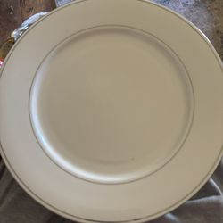 SIMPLICITY FINE CHINA FROM JAPAN DINNER PLATE, 10” Set Of 4