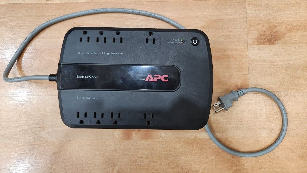 Battery Backup APC Back-UPS 650 With Battery