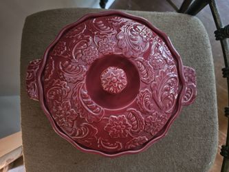 2 qt Temptations baking / serving dish