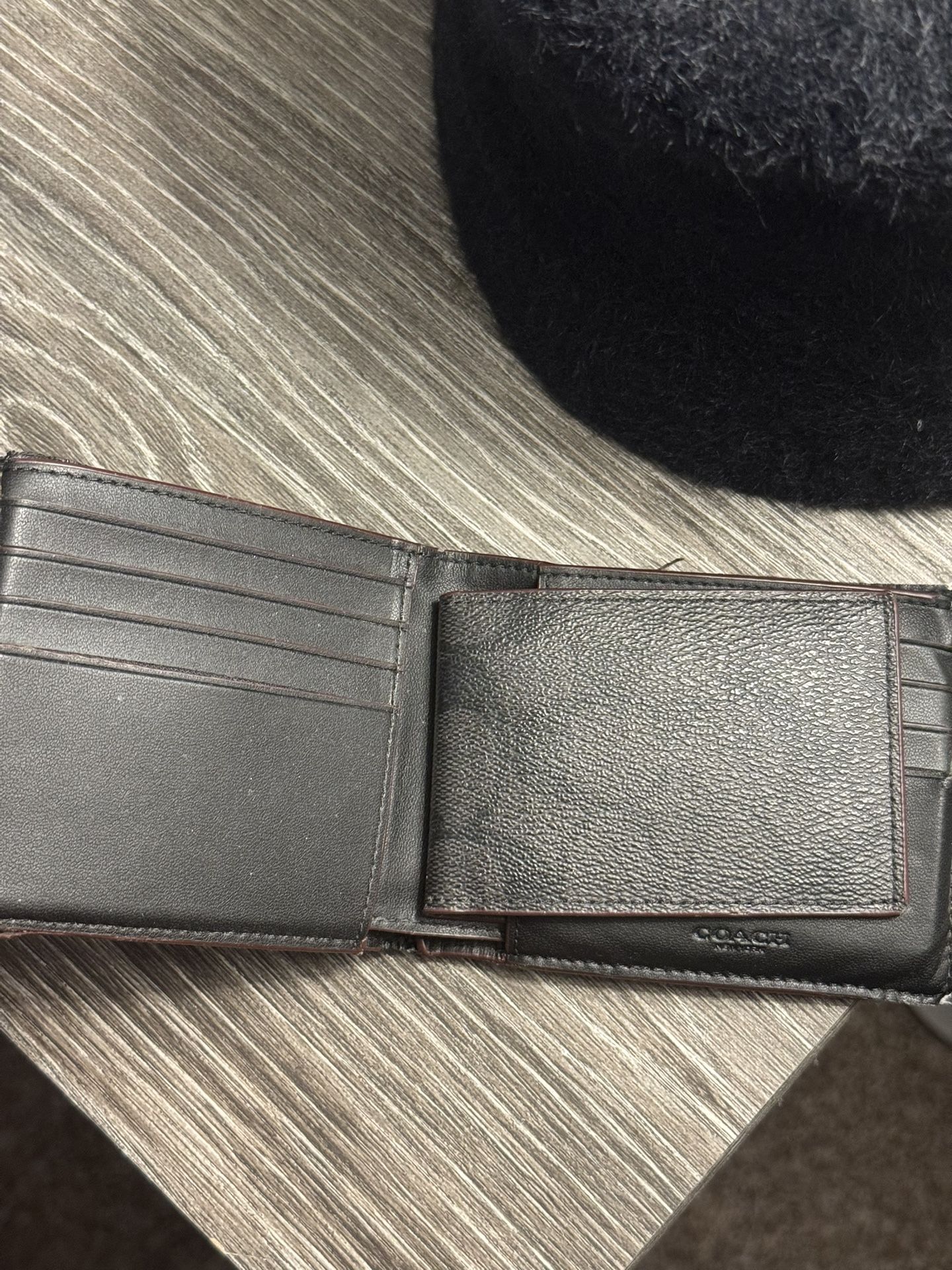 Coach Wallet. Men’s.