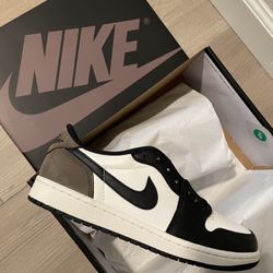 Jordan 1 Low Mocha 