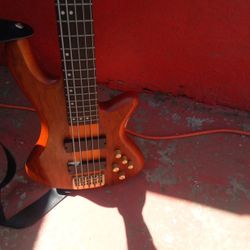 Shector Guitar Siletto 5 String Bass Instrument 