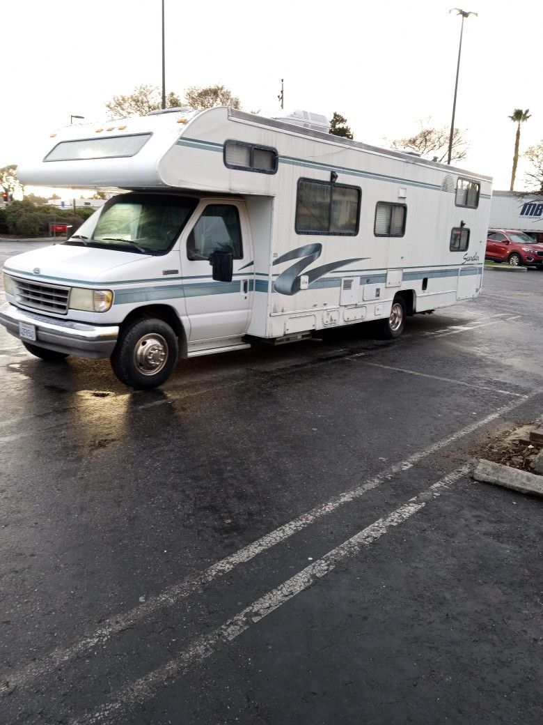 1995 Ford E-350 Searcher Jamboree By Fleetwood
