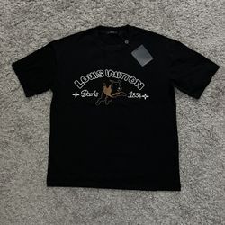 LV t shirt size L