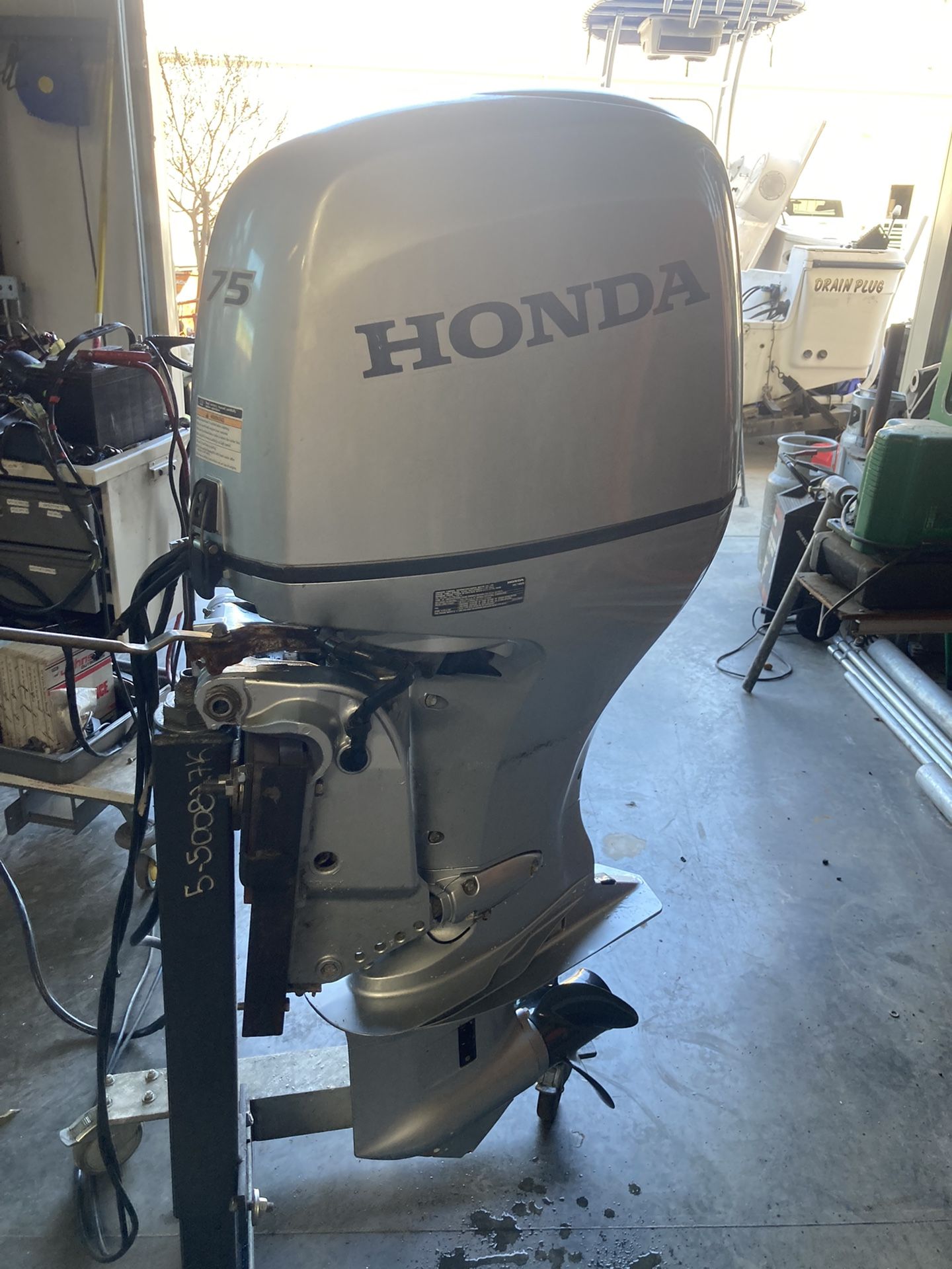 2017 75hp Fuel injected Honda outboard for Sale in Corona, CA OfferUp
