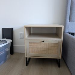 Solid Wood Nightstand (Almost New) - 22x18"