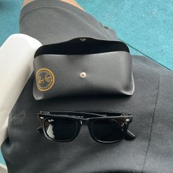 Ray Ban Wayfarer Sunglasses 
