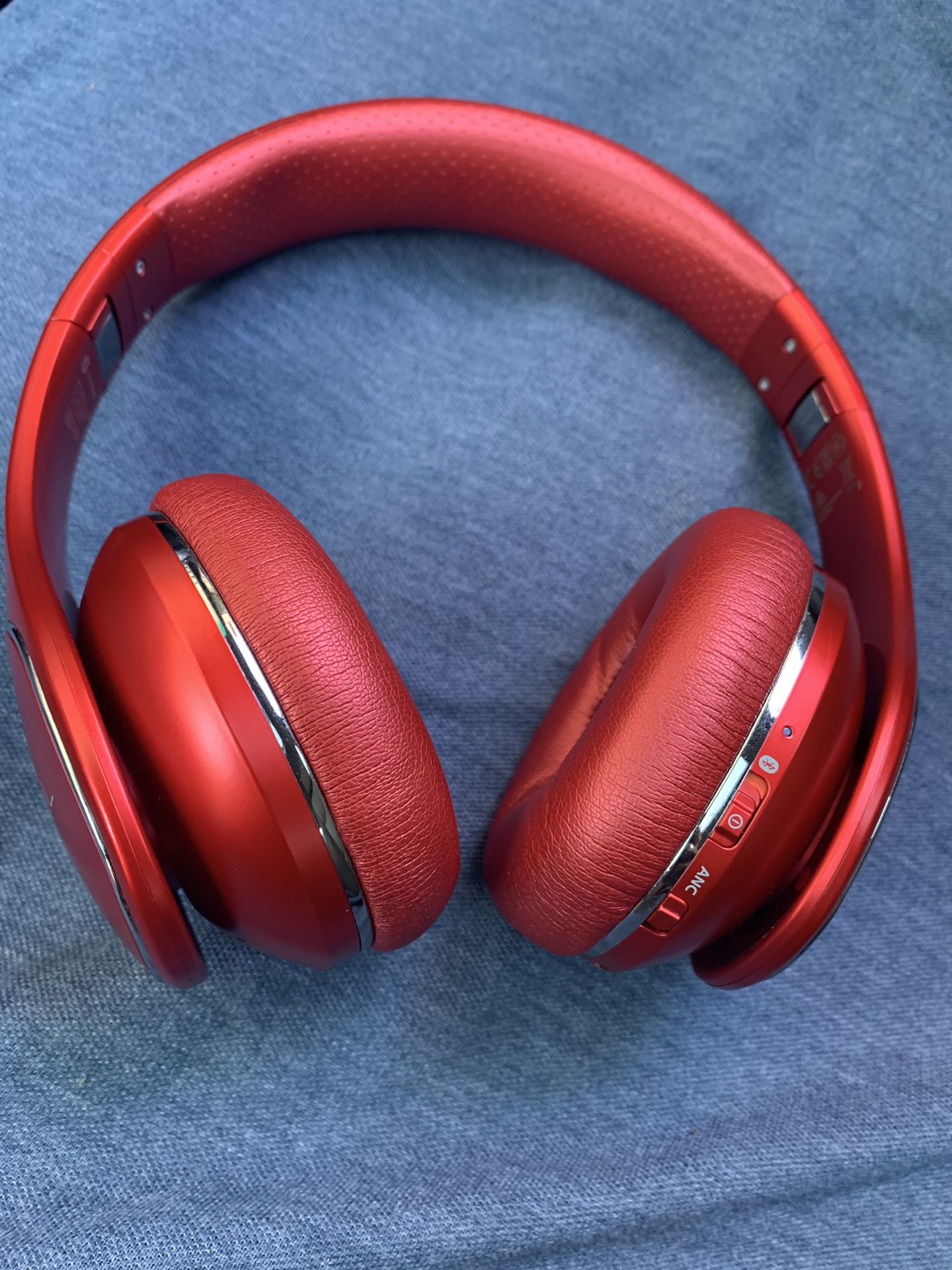 Samsung Level On Wireless Headphones (In rare RED color)