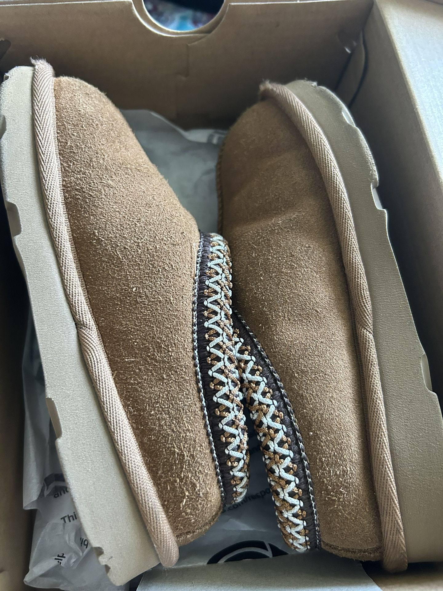 Ugg Slippers 