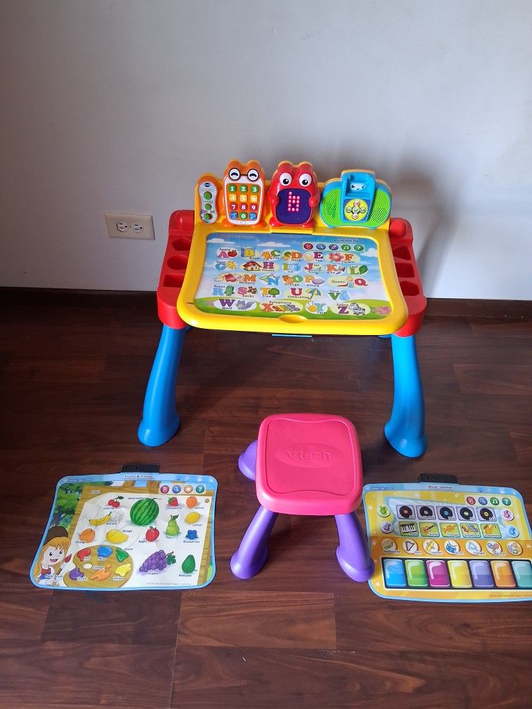 Vtech Touch &Learn Activity Desk