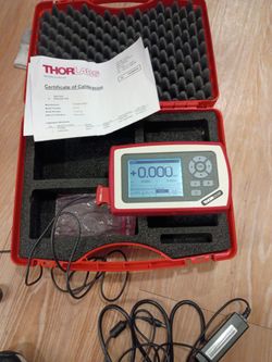 Thorlabs pm 100D power and energy consol