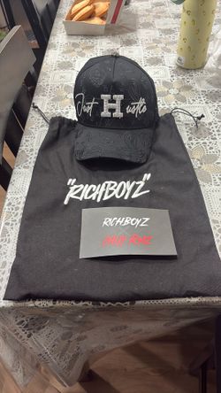 Rich boys hat