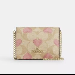 Coach Wallet Heart Signature Canvas 