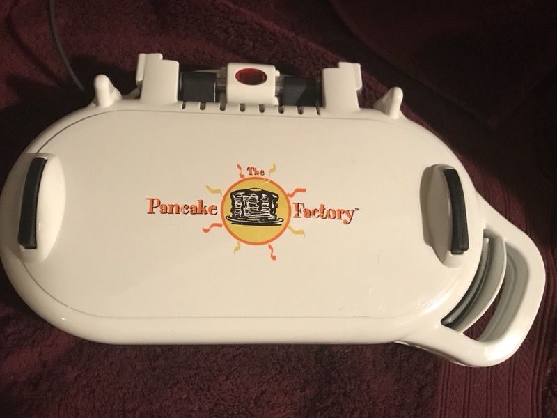 The Pancake Factory Maker W/Manual by Salton