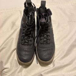          Tenis   NIKE AIR   Size   10 