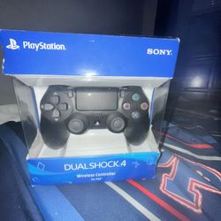 PS4 Controller 