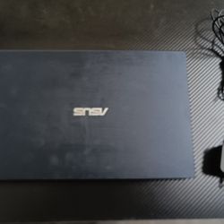 Aces E410MA 14" Laptop - Celeron N40204/4 GB Ram /128 GB eMMC + Extra