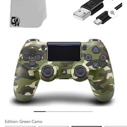 Dual Shock PS4 Wireless Green Camo Controller with Charging Cable BOLT AXTION Bundle Used Mint