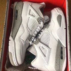 Jordan 4 Retro White