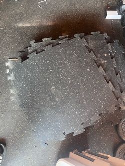 Interlocking Rubber Gym Floor Tiles for weights