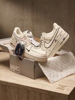 Customs Nike Air Force 1 x Louis Vuitton Sneakers