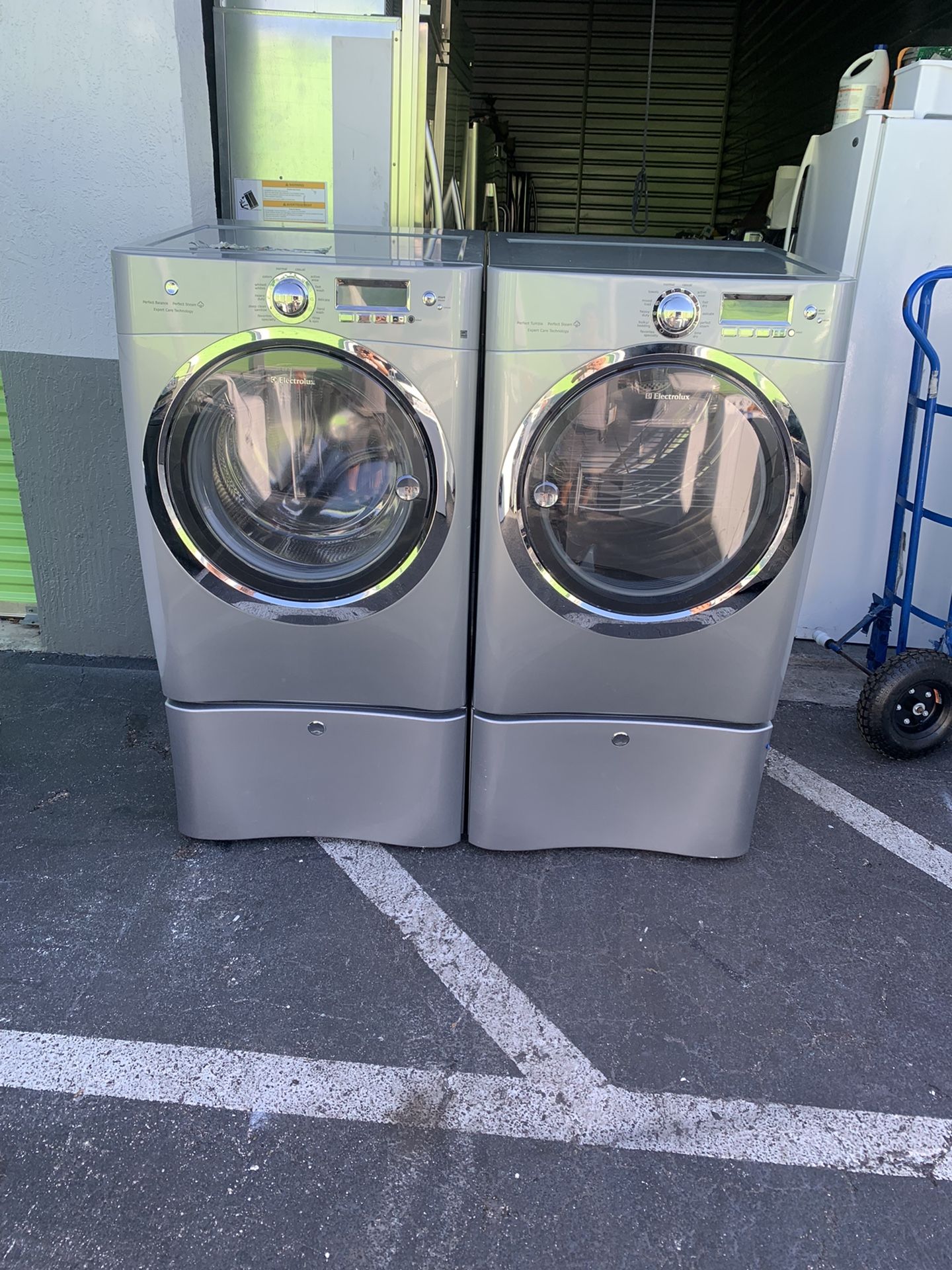 Electrolux Washer And Dryer Good Condition Everything Works Fine for