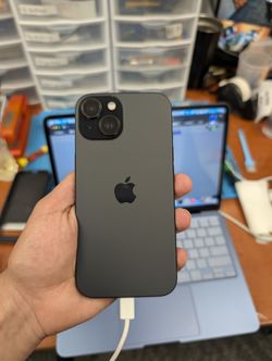 Apple iPhone 15 128GB Black T-Mobile Locked