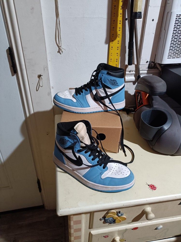 Men's 7.5 Nike Jordans