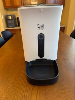 Arf Pets Automatic Pet Feeder — Used, Good Condition