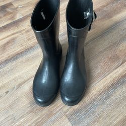 Rain Boots Size 7/8