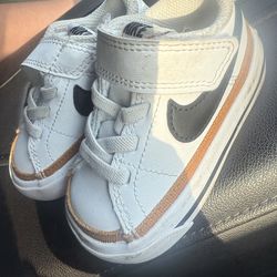 Toddler shoes