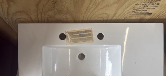 🚿 Design House 30” x 19” Cultured Marble Vanity Top w/ Sink