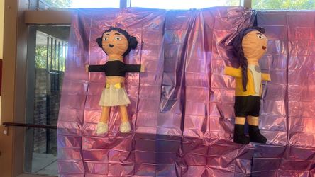 kpop demon hunter piñatas
