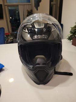 ICON Airflight QB1 motorcycle Helmet Size 3XL, LIKE NEW! for Sale in Phoenix, AZ - OfferUp ICON Airflight QB1 motorcycle Helmet Size 3XL, LIKE NEW! for Sale in Phoenix, AZ - OfferUp