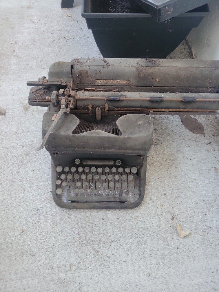 Old Typewriter