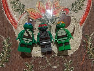LEGO Teenage Mutant Ninja Turtles Minifigures Set of 3