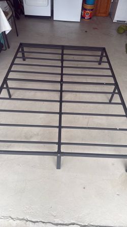 Full size metal bed frame