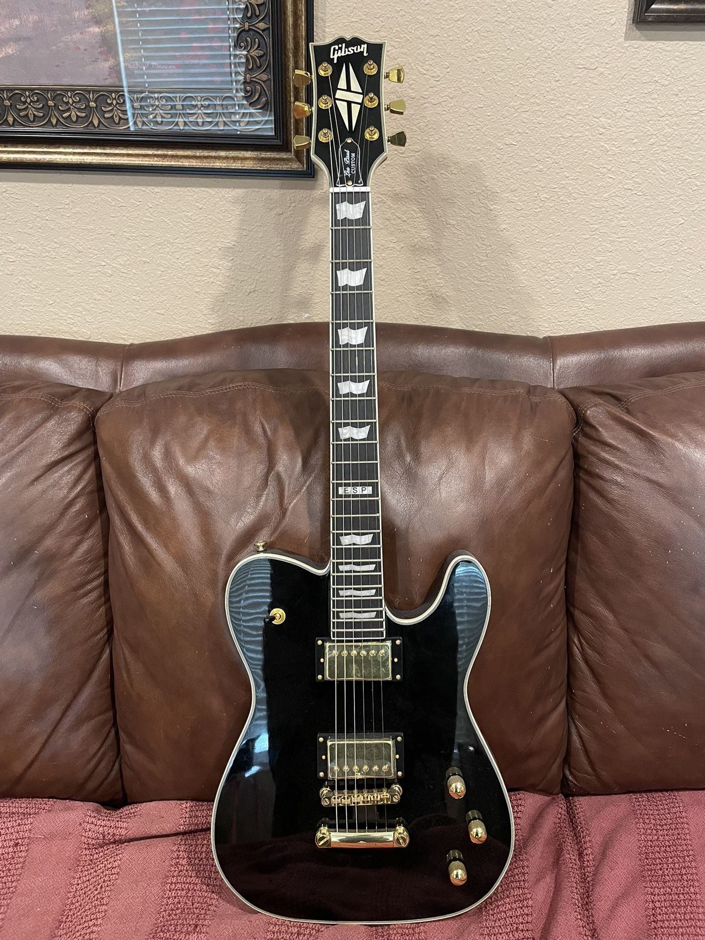 Gibson Guitar Knockoff 