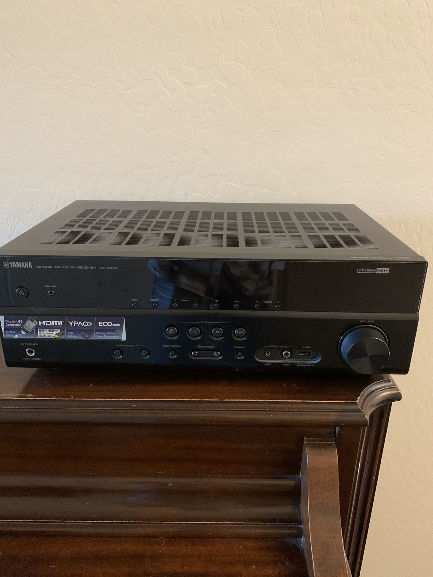 Yamaha RX-V373 Receiver Excellent condition