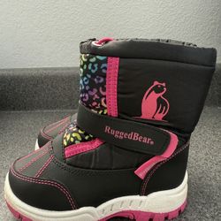 Girls’ Winter Water- Resistant Fur Lined Boots- Size 7 Toddler