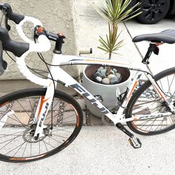 FUJI sportif/ ROAD BIKE