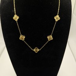  18kGold Plated Clover Necklace And Bracelet Set