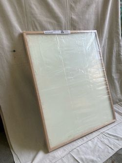 “Large Frame” to hold Family photos or Artwork. Not brand new, USED.