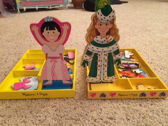 Magnetic Wood Dolls Princess dress up by Melissa & Doug