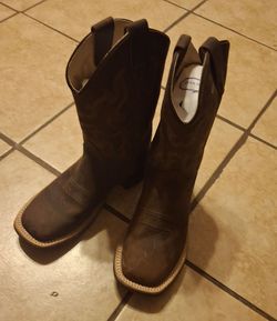Boys size 3 western boots brown