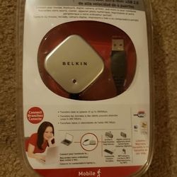 Belkin Hi-Speed USB 2.0 4-Port Ultra-Mini Hub
