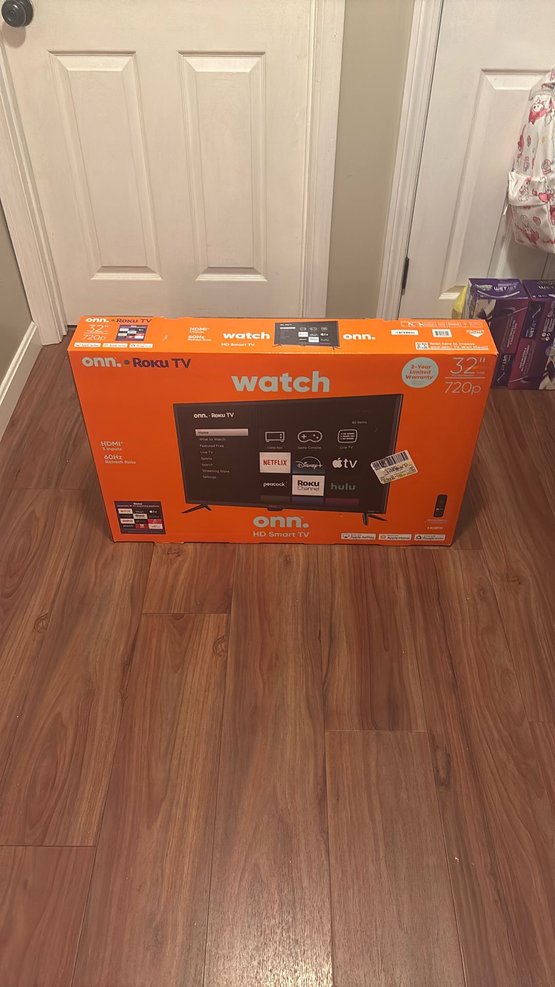Brand New 32” onn. Roku TV